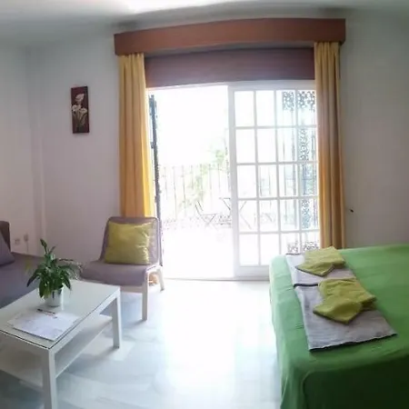 Villa Malaga Alojamento de Acomodação e Pequeno-almoço 3*
